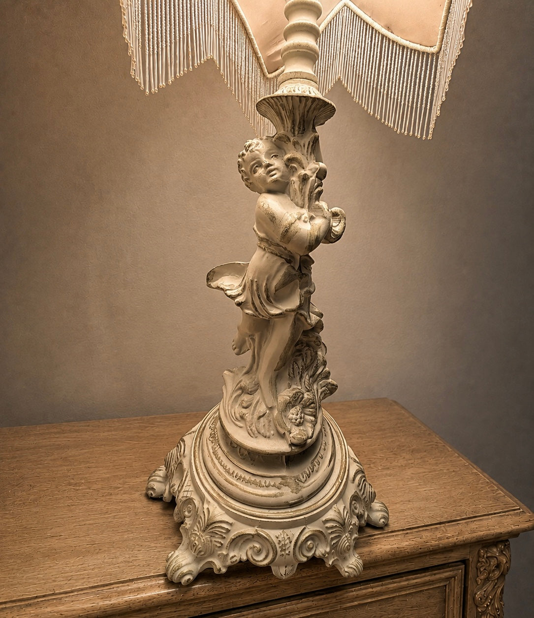 Vintage Hollywood Regency Style Cherub Table Lamp