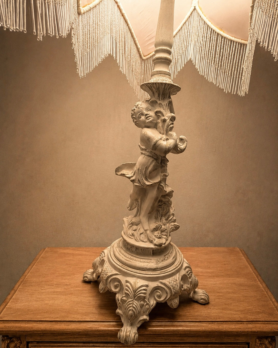 Vintage Hollywood Regency Style Cherub Table Lamp